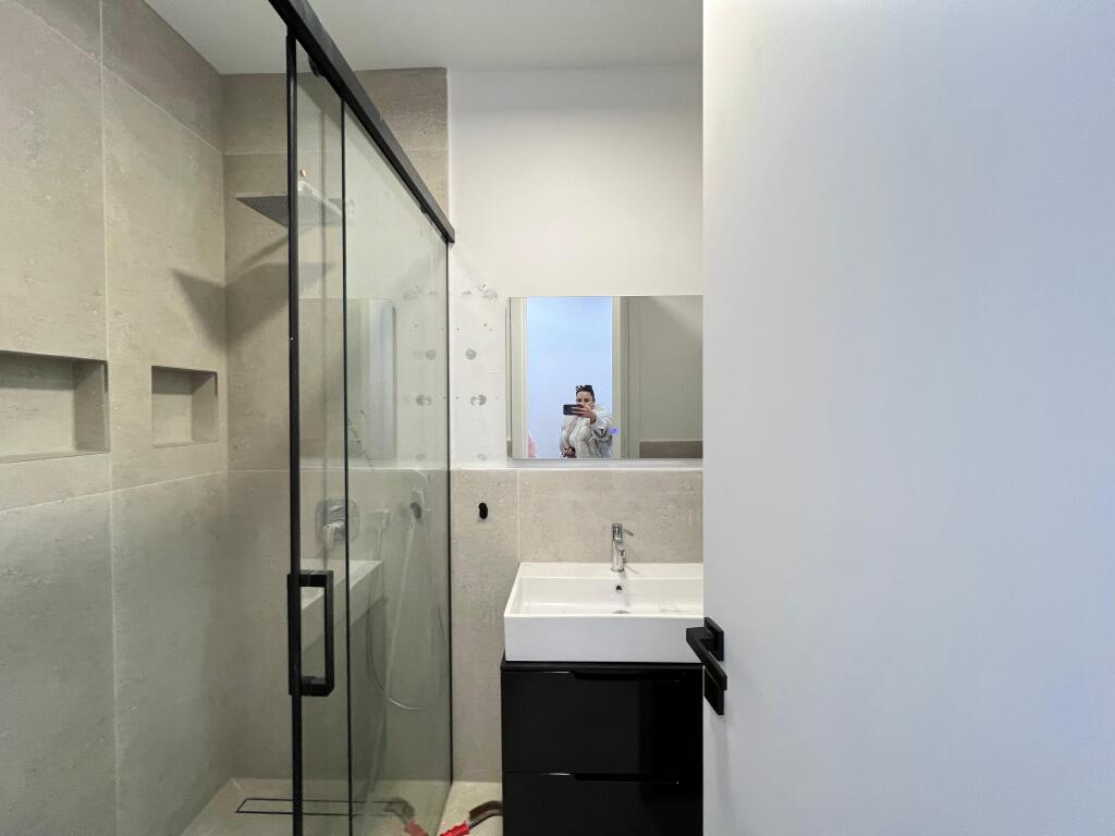 🏡 Jepet me Qira Apartament 2+1+2 + Post Parkimi, Liqeni i Thatë