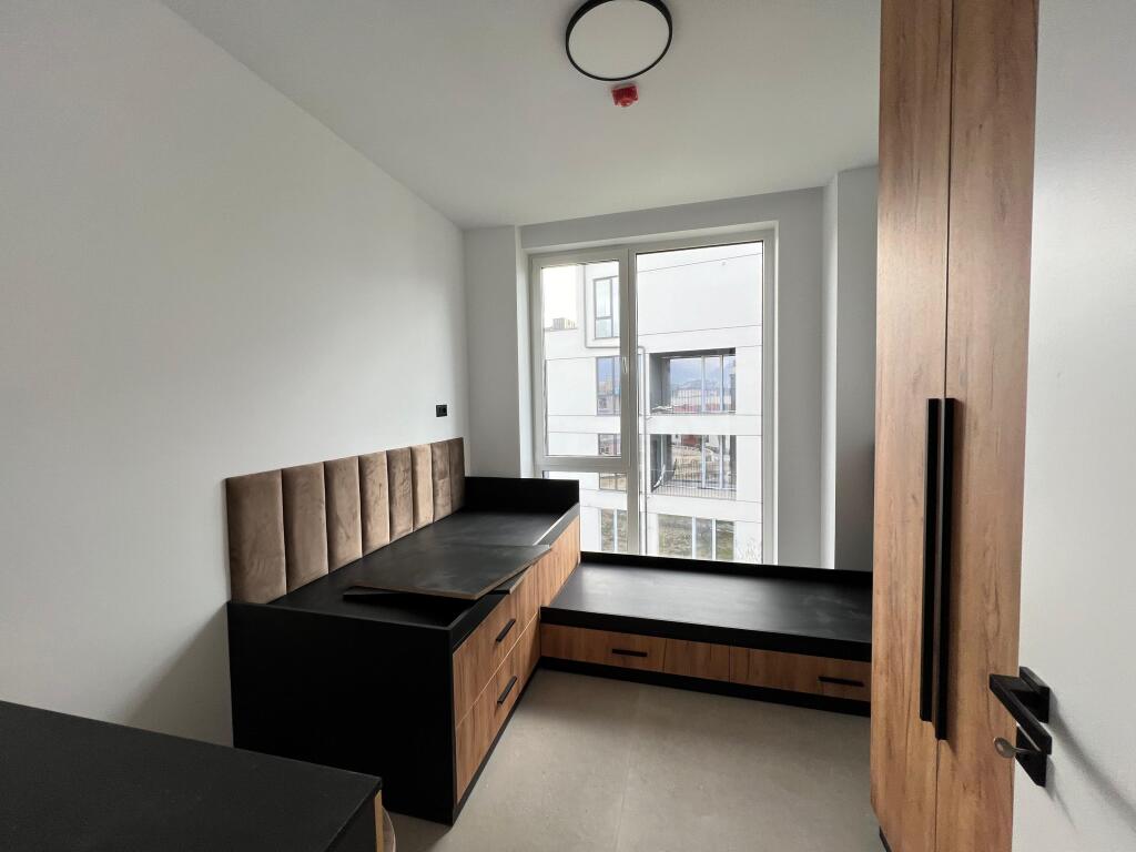 🏡 Jepet me Qira Apartament 2+1+2 + Post Parkimi, Liqeni i Thatë