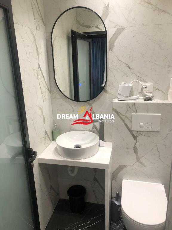 Shiten 2 apartamente 1+1 tek Pazari i Ri (ID 4139187)