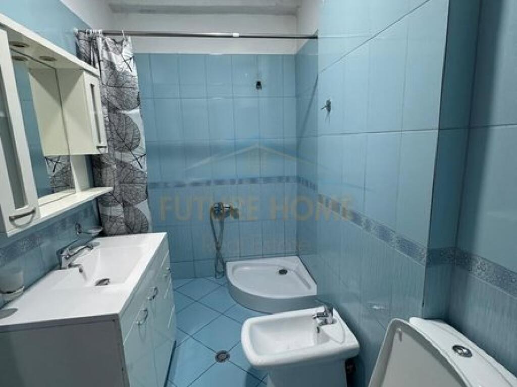 Qera, Apartament 2+1, Fresk, Tiranë.