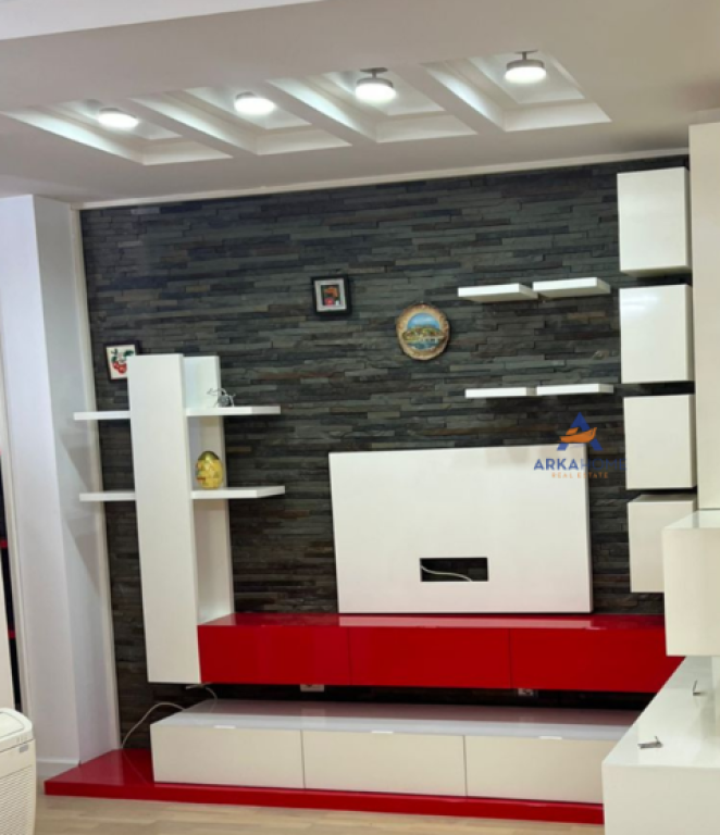 SHITET APARTAMENT 1+1+BALLKON "KODRA E DIELLIT" 1400000 LEKE