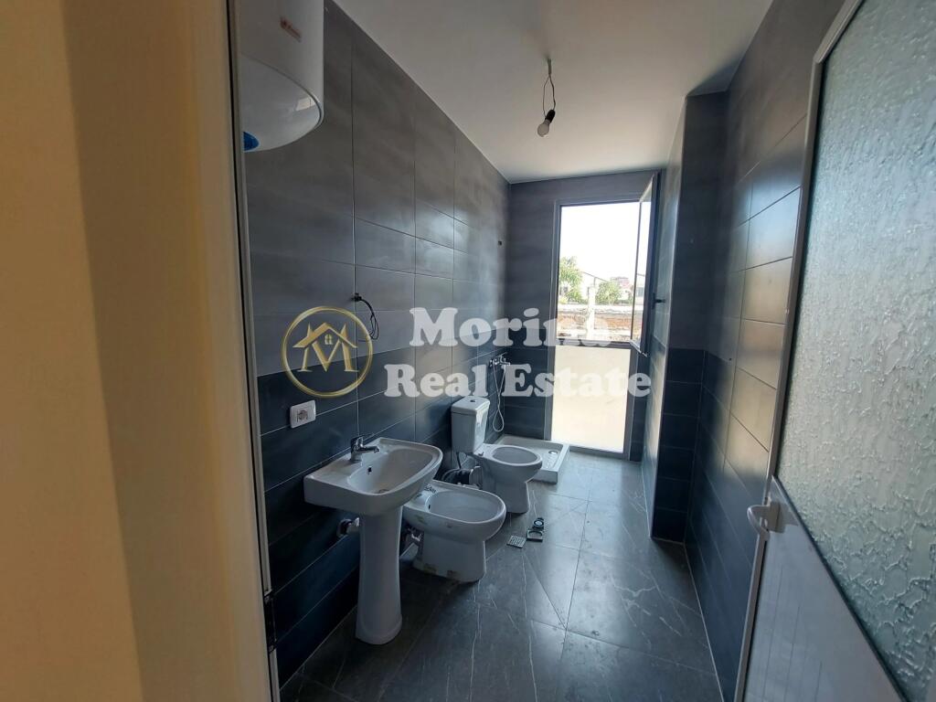 affitto Appartamento 2+1, 5 Maggio, 400 Euro/Mese