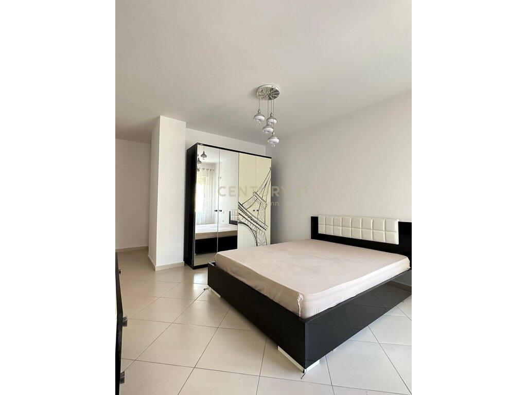 Apartament 2+1+2 per qira pranë Drejtorise se Policisë, Durrës - 450€ | 106 m²
