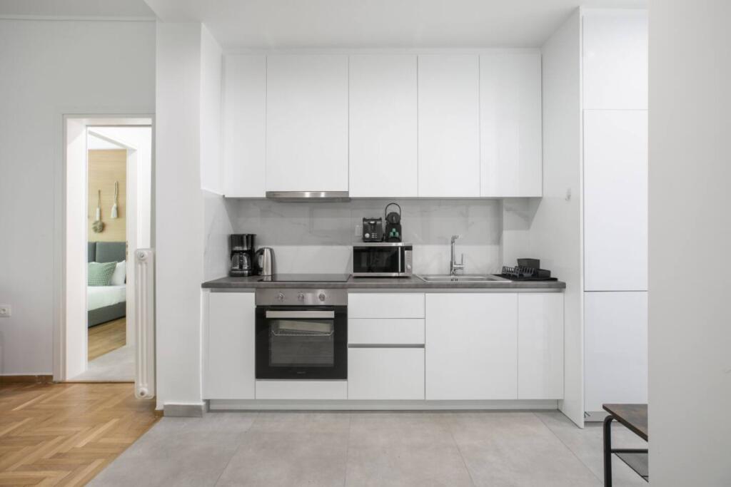 Appartamento In Affitto 2+1+2 A Astir (ID B2201429) Tirana