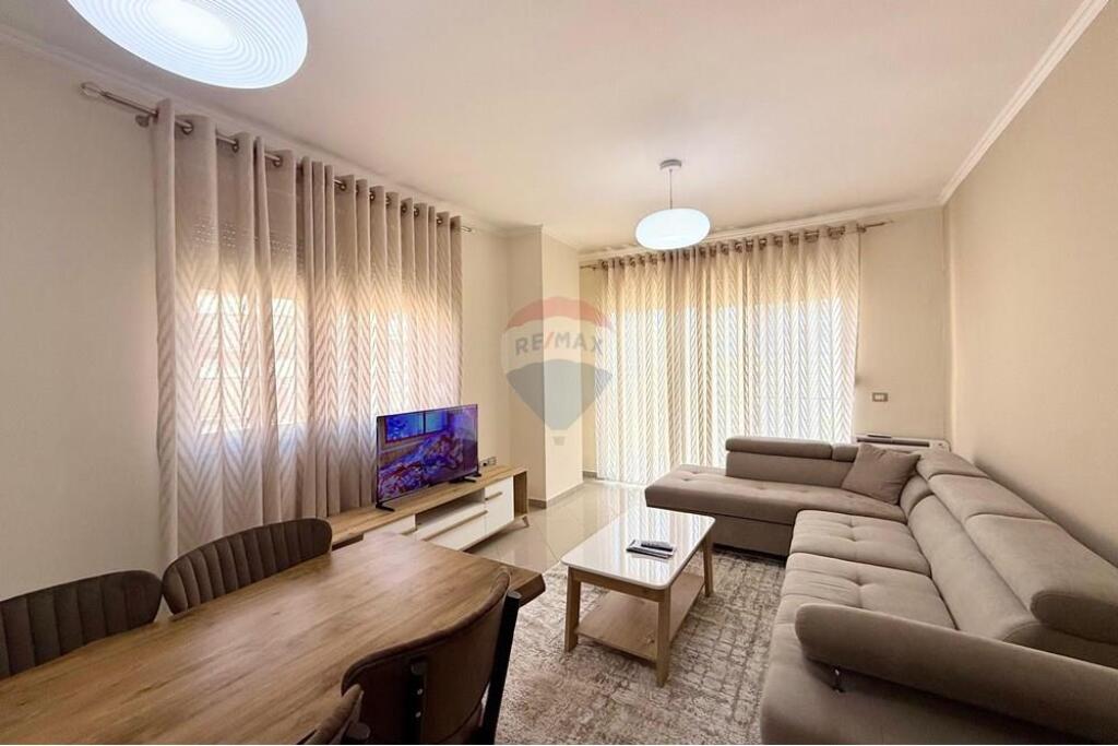 Apartament 1+1. Fresk