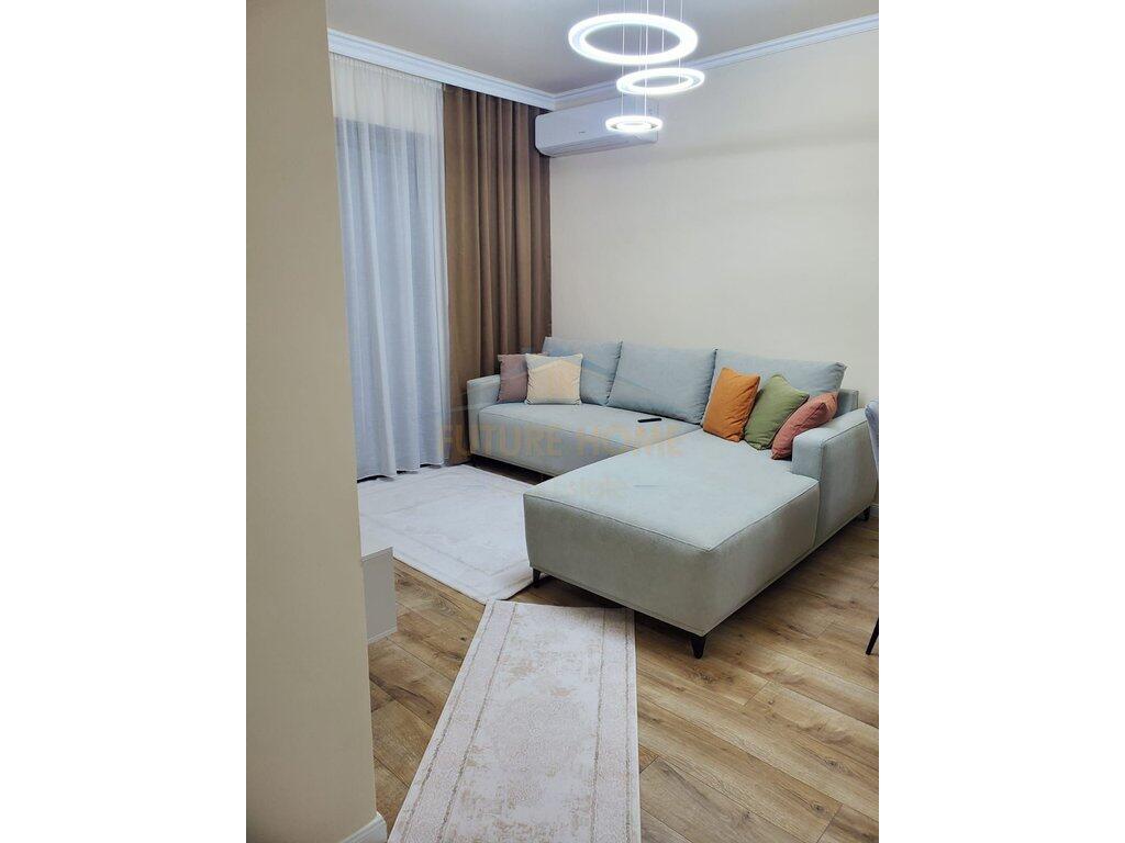 Affitto, Appartamento 1+1+Posto Auto, Lago Secco, Tirana. 1.000 €