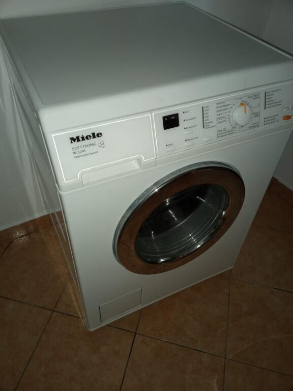 GARSIONERE 22000 LEKE.ALI DEMI,PRANE SHKOLLES MIHAL GRAMENO