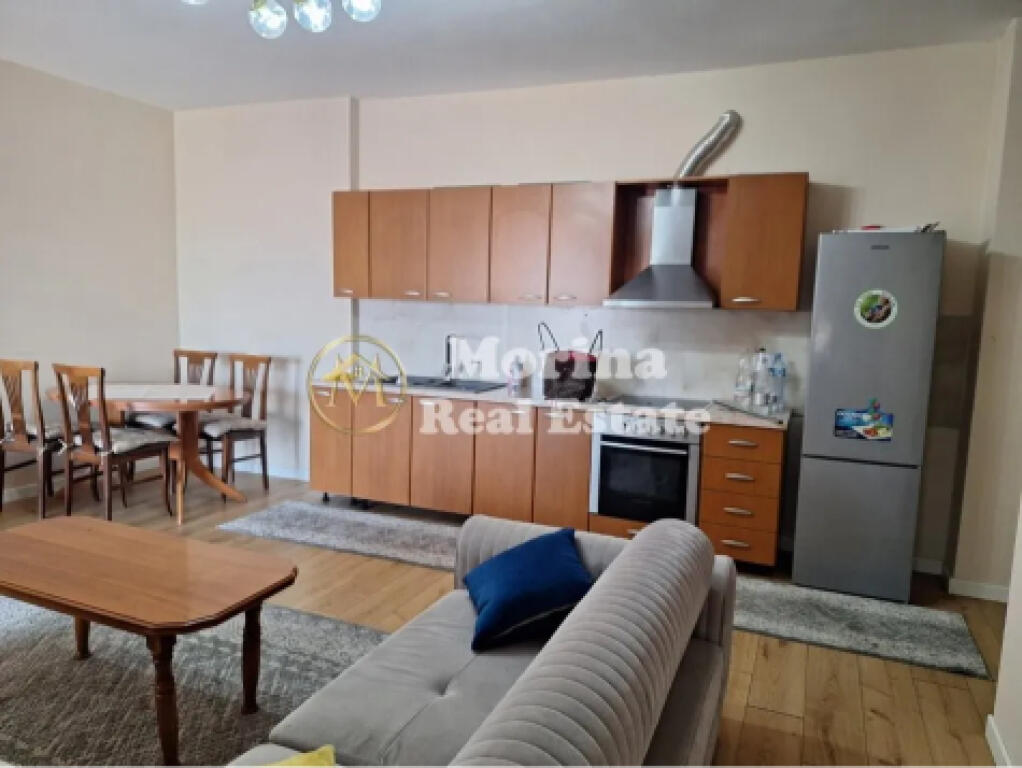 Affitto, Appartamento 2+1, Commissariato n.4–Via Dibres, 550 Euro/Mese.