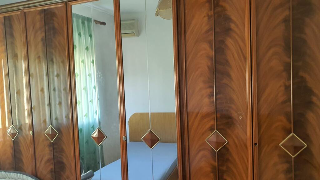 🏢Bardhyl Street, near Bar Oslo, a furnished 1+1 apartment is for rent. 500 Euro