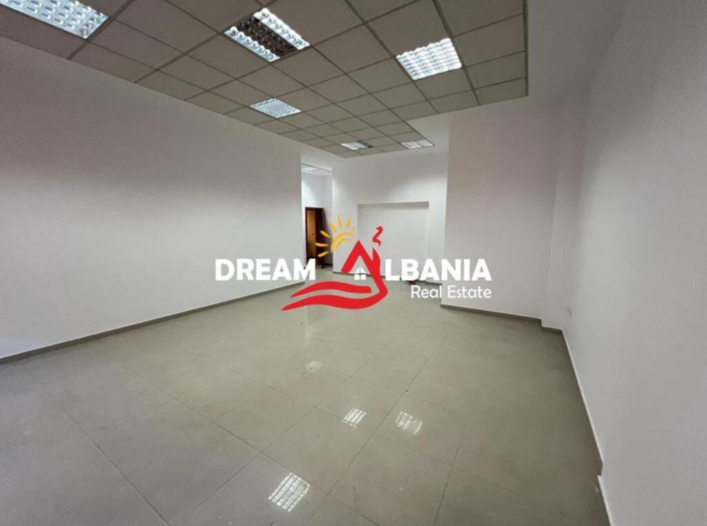 Zyre ne shitje ne Myslym Shyr prane Postes Qendrore ne Tirane (ID 4161081)