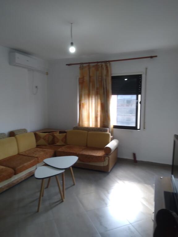 Jepet me qira apartament 1+1 YZBERISHT 35.000 leke