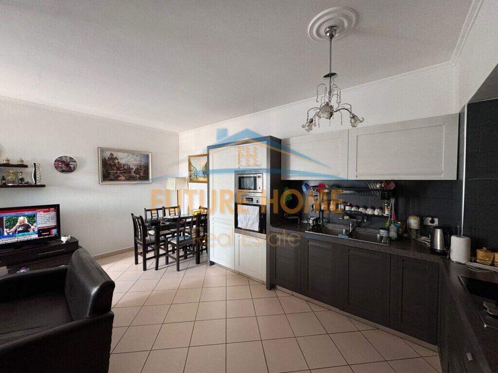 Apartment 1+1 for sale, Kavaja Street