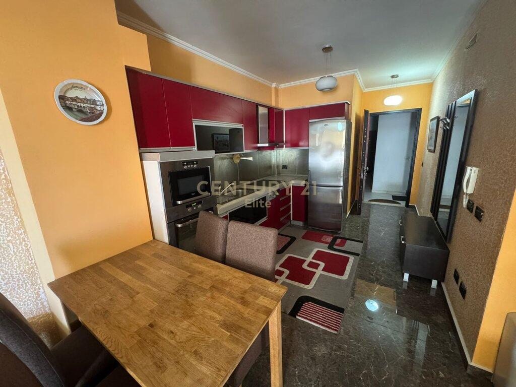 Rent, Apartment 2+1+2 Parking Spaces, Selite