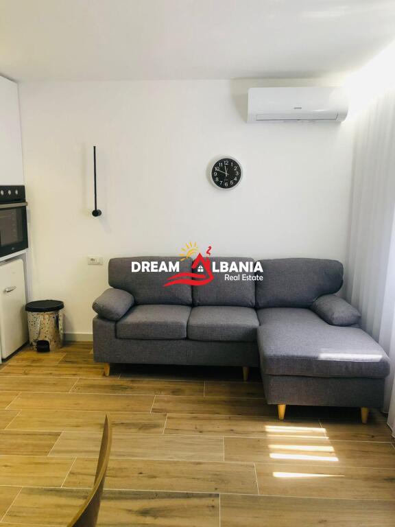 Shiten 2 apartamente 1+1 tek Pazari i Ri (ID 4139187)