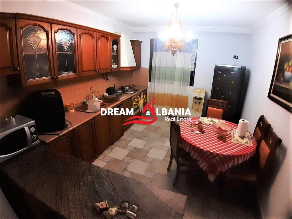 Apartamente 3+1 ne shitje te Tregu Elektrik, prane Bulevardit te Ri ne Tirane (ID 4139108)
