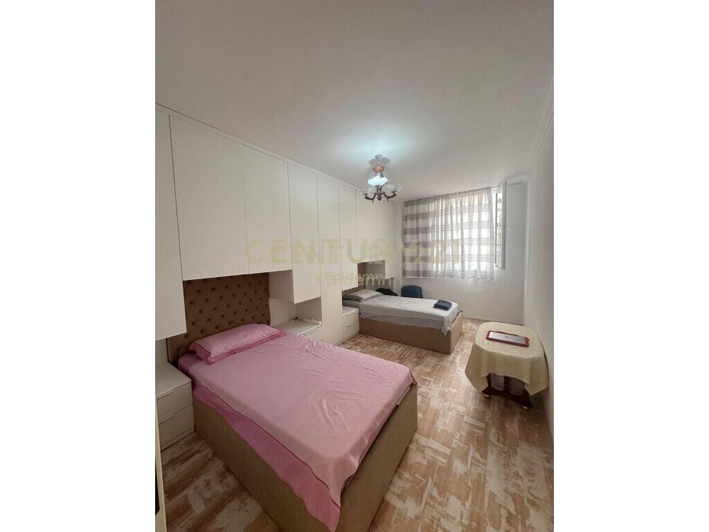 FOR RENT APARTMENT 2+1+2 NEAR THE FORMER SPORTS PARK DURRES !!