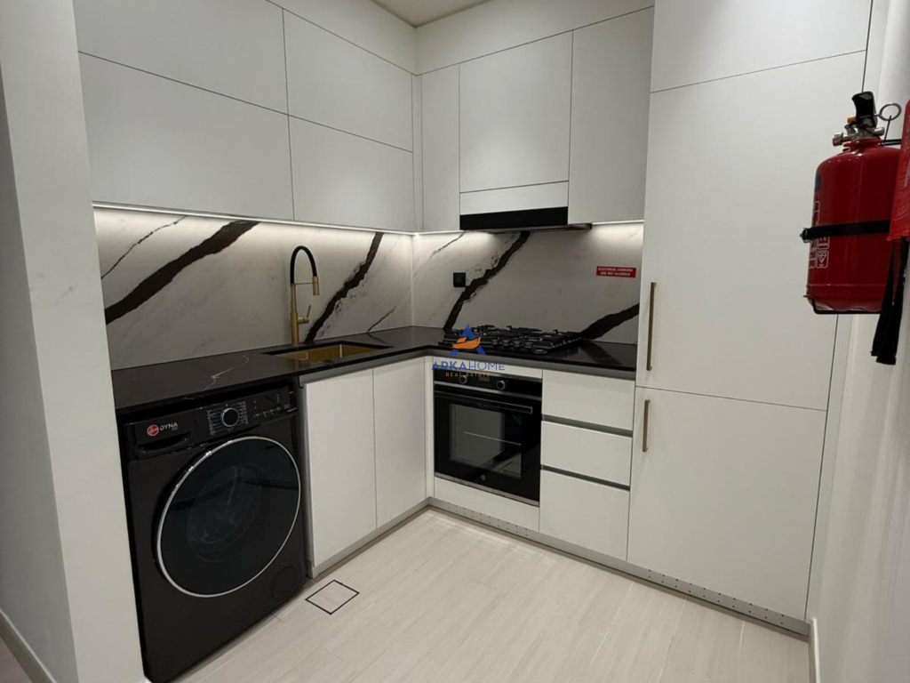 SHITET APARTAMENT 1+1+BALLKON "TRILLIONAIRE RESIDENCES BY BINGHATTI, DUBAI " 450.000 EURO.