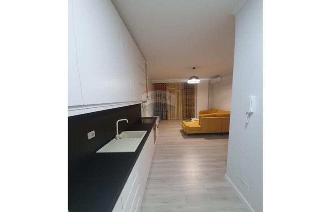 Apartament 1+1 me qira Rruga Mine Peza!