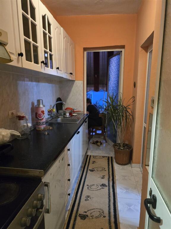 Appartamento 1+1 in vendita vicino al Liceo Partizani