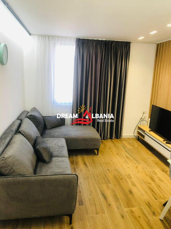 Shiten 2 apartamente 1+1 tek Pazari i Ri (ID 4139187)