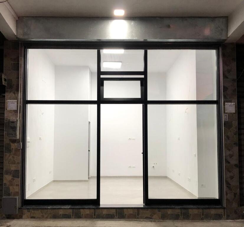 📢 Jepet me Qira Ambient Biznesi – 21 m², Selvia