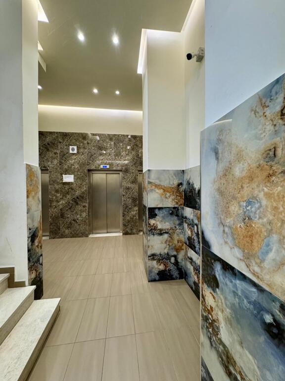 Appartamento 2+1 in affitto presso Grand Gallery a Yzberisht, appena arredato