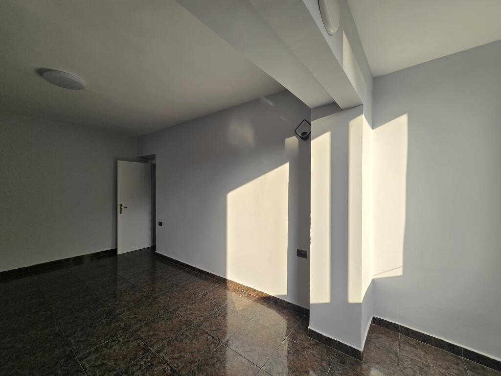 Appartamento 1+1 in affitto in via Fortuzi
