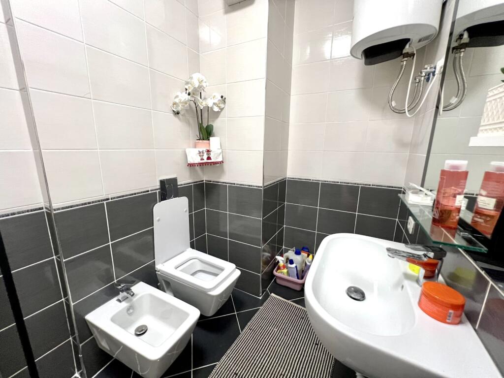 IN VENDITA APPARTAMENTO 3+1+2+BALCONE – COMPLESSO KIKA 2, COMUNE DI PARIGI