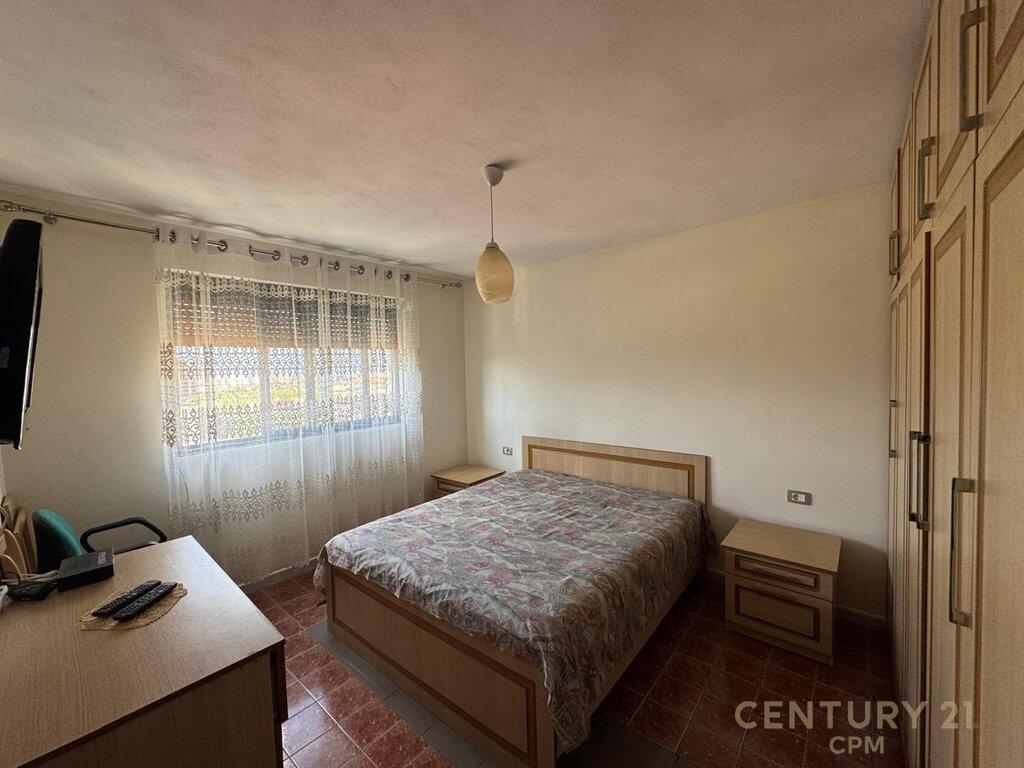 APPARTAMENTO 1+1 IN VENDITA VICINO ALLA ROTONDA SHKOZE!
