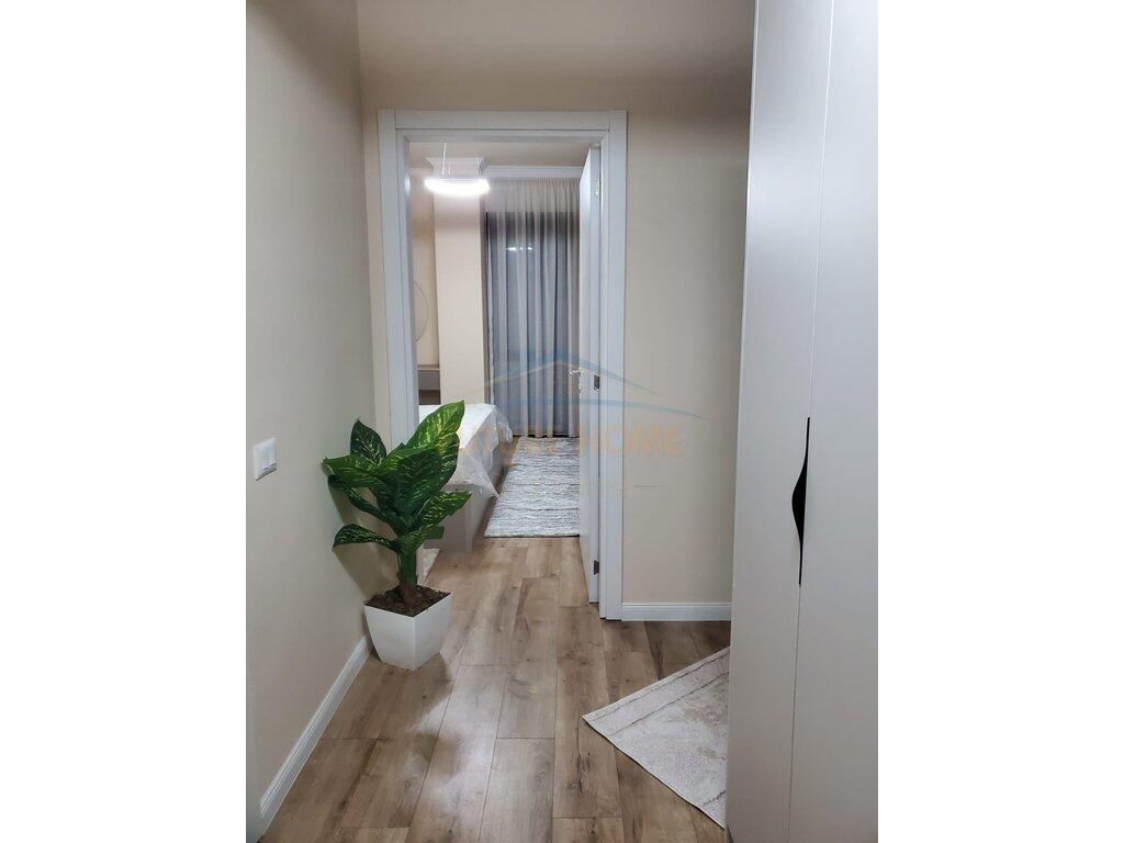 Affitto, Appartamento 1+1+Posto Auto, Lago Secco, Tirana. 1.000 €