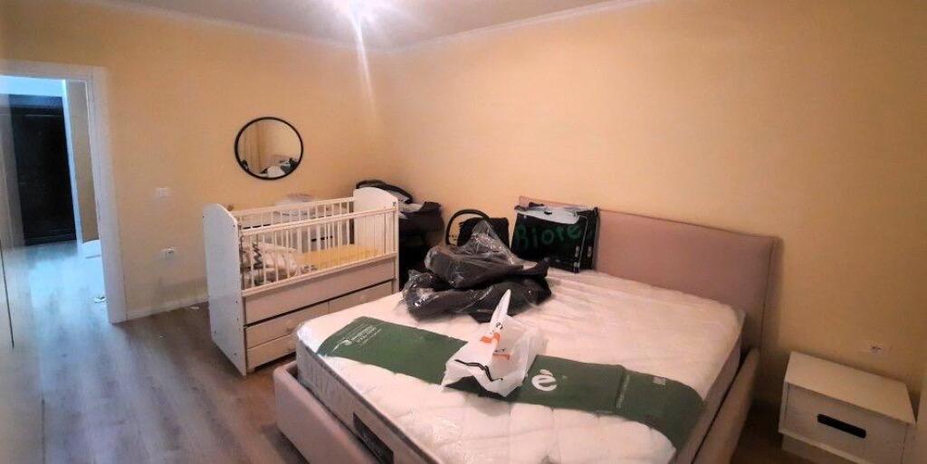SHITET APARTAMENT 1+1 RRUGA KAVAJES 167.000 EURO