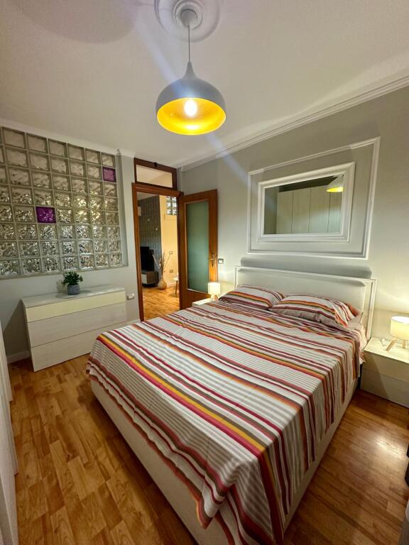 Tirane, apartment 1+1+Balcony for rent Floor 5, 70 m² 670 € (Milto Tutulani Street)
