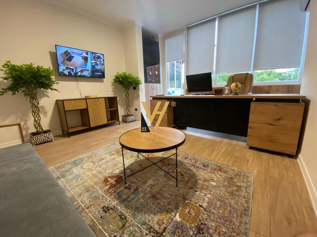 UFFICIO 180 M2 IN AFFITTO IN VIA KAVAJA 1.850 EURO