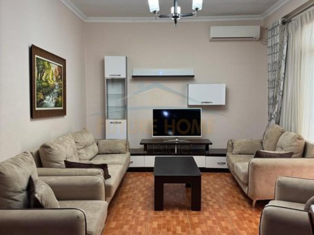 Qera, Apartament 2+1, Fresk, Tiranë.