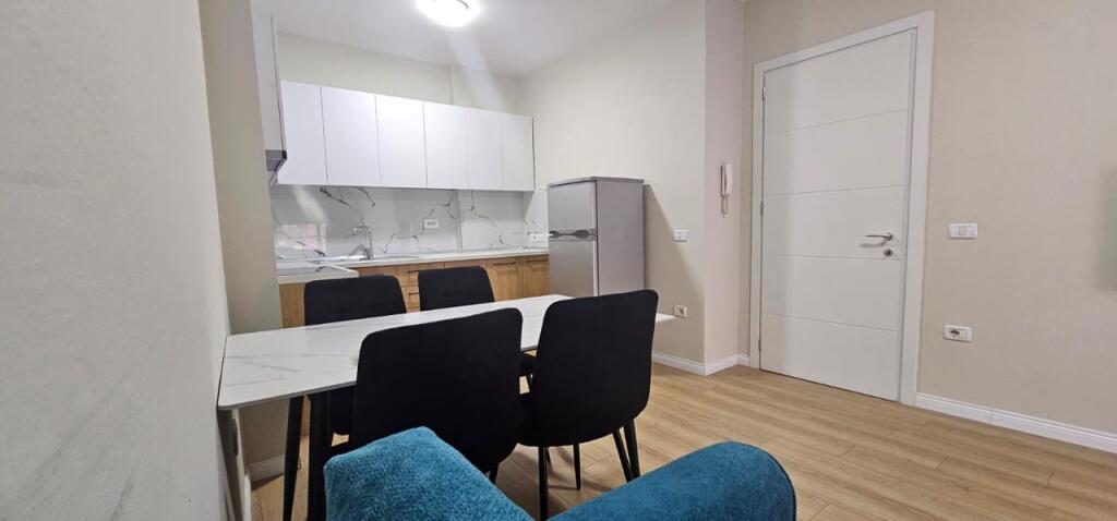 Apartament per qira 1+1 tek Myslym Shyri