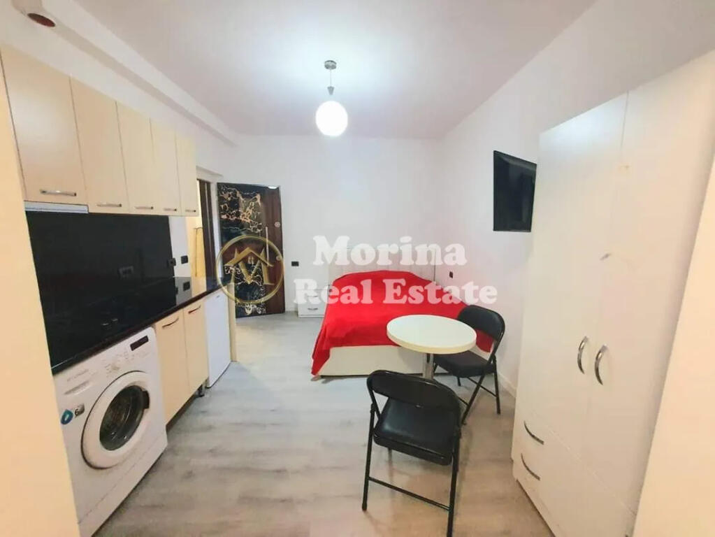 Studio apartment for rent 280 euros in Xhamllik