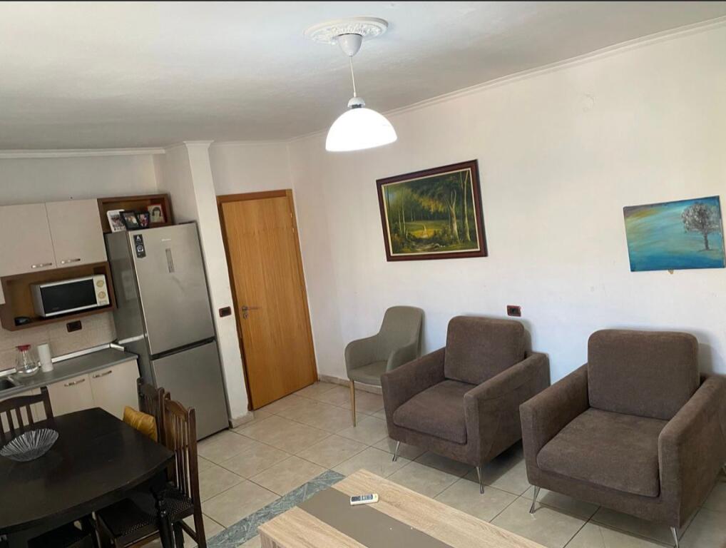 Apartament 1+1 ne shitje, Ali Demi