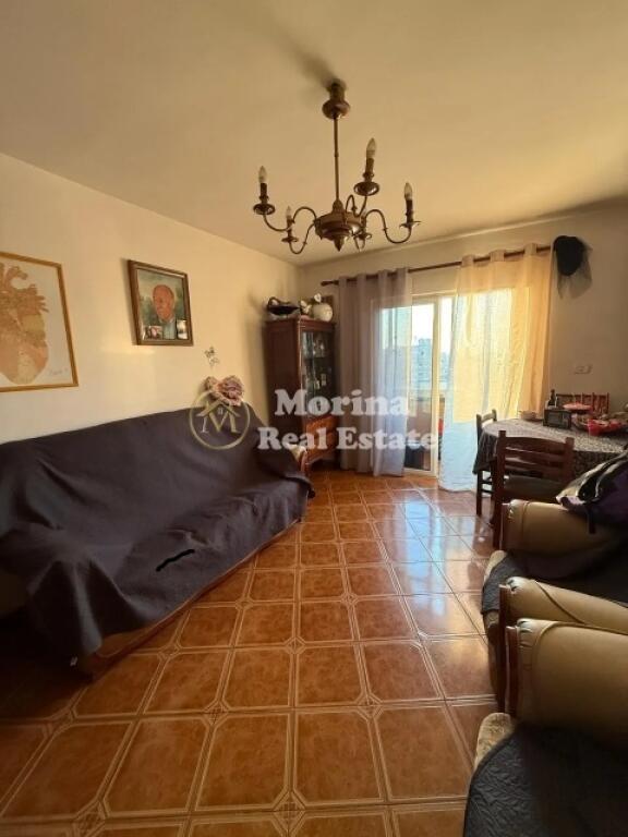 Affitto, Appartamento 2+1, Via Ferit Xhajko, 600 euro/mese