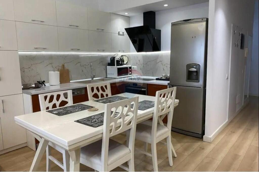 Apartament 1+1 me qira tek Rruga Eduard Mano