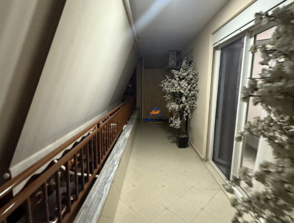 AFFITTASI APPARTAMENTO 2+1+ANNESSO+BALCONE " NUOVO ANELLO " 600 EURO.