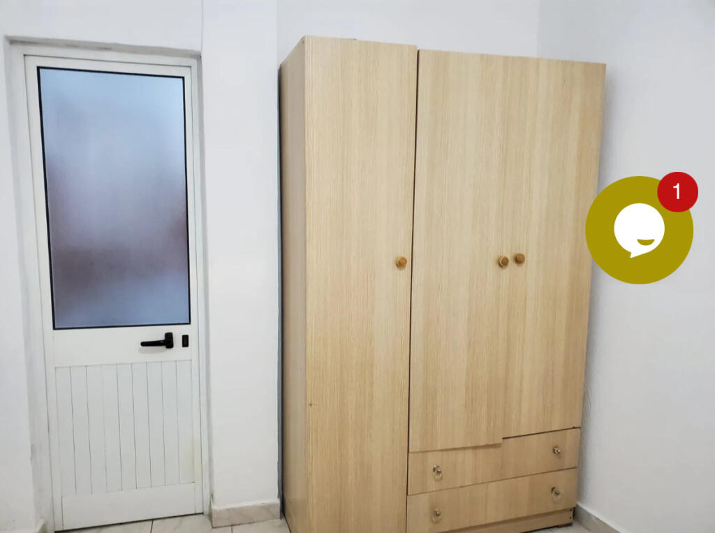 Qera, Hyrje 1+1, Porcelan, 300 euro