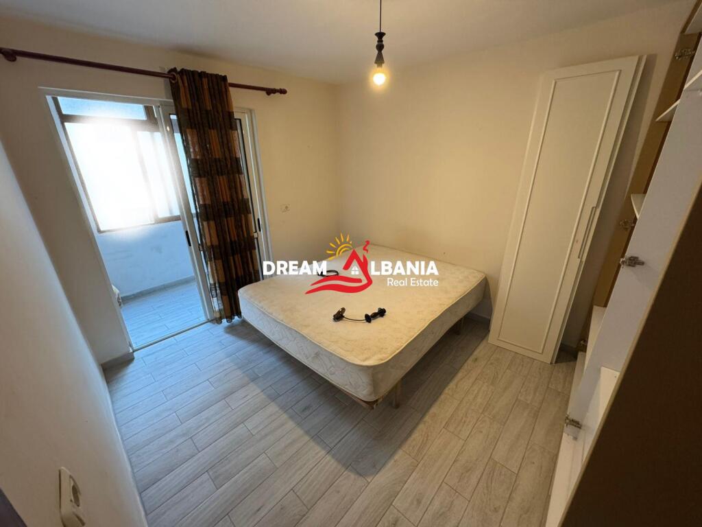 Apartament 2+1 me Qera ne Ali Dem, prane Shkolles Kushtrimi Liris (ID 4229458)