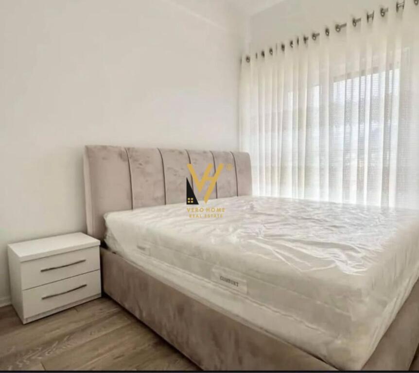 JEPET APARTAMENT 2+1+BLK ME QERA TE KOM.MANAGLEM, ALI DEM 450 EURO