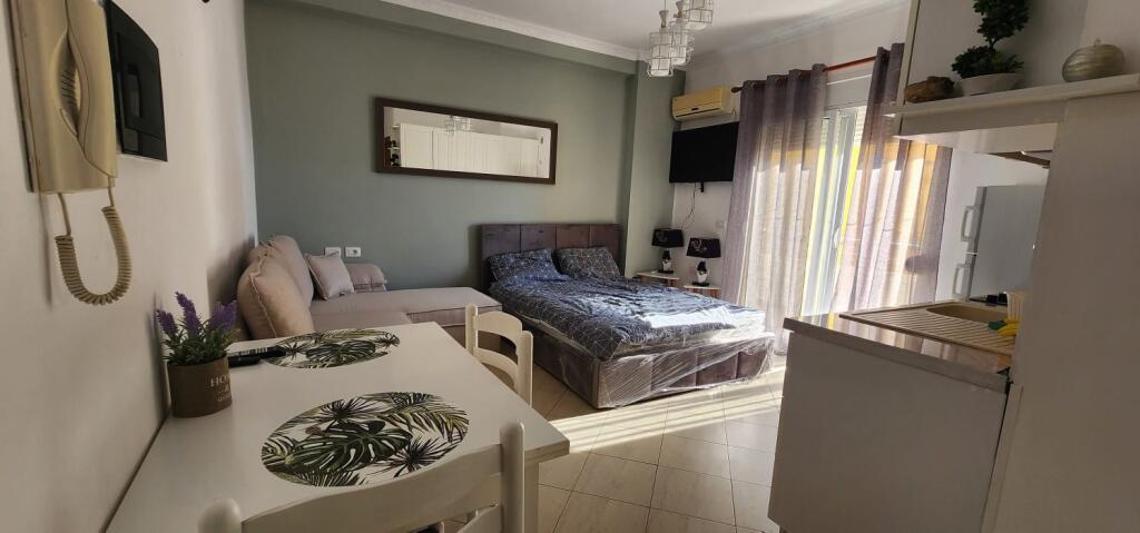 Studio In Vendita Vicino Al Porto Di Vlora