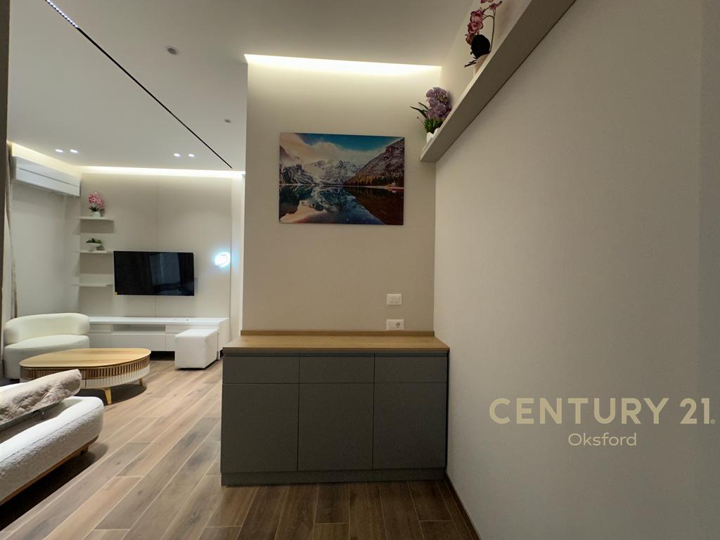 Modern 2+1 apartment for rent + veranda + parking space, in the Delijorgji Complex!