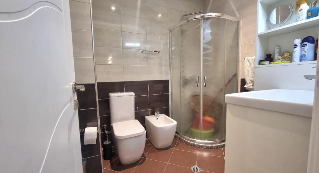 Affittasi appartamento 2+1+2+posto auto