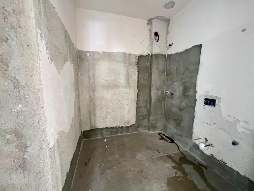 Apartament Per Shitje Tek Regina Palm Radhime