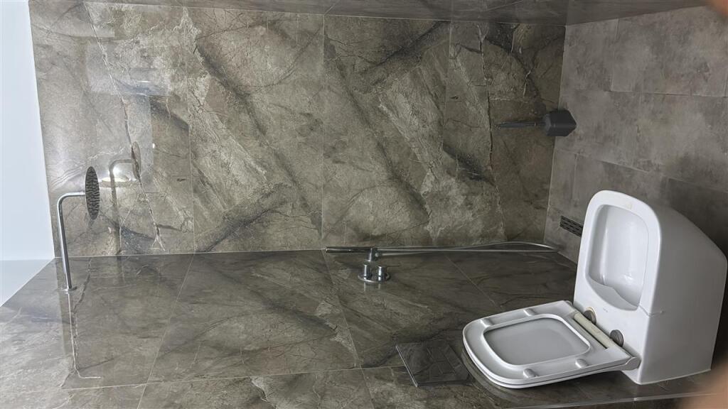 Ali demi, apartament 1+1 me qera (250 euro)