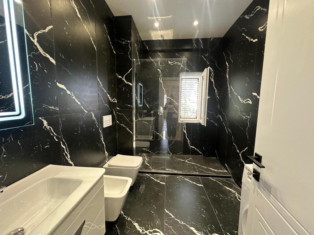 Apartament me qira 2+1 tek Liqeni i Farkes