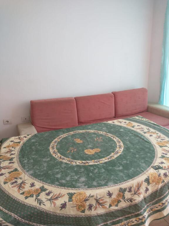 Fresku, appartamento 1+1 in affitto (25.000 Leke)